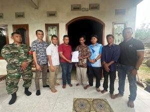 PangkalpinangPost.Com (Bangka) — Insiden keributan antara pelimbang timah bernama Rohit alias Jodi (20) dan beberapa anggota TNI yang bertugas di lokasi tambang pasir timah “Kepala Burung”, Jumat (28/11/2025), dipastikan bukan pengeroyokan sebagaimana ramai diberitakan, melainkan murni kesalahpahaman dan miskomunikasi terkait pengamanan aktivitas penambangan mitra PT Timah Tbk di blok kerja 54 milik CV Tri Mitra Resource (TMR).